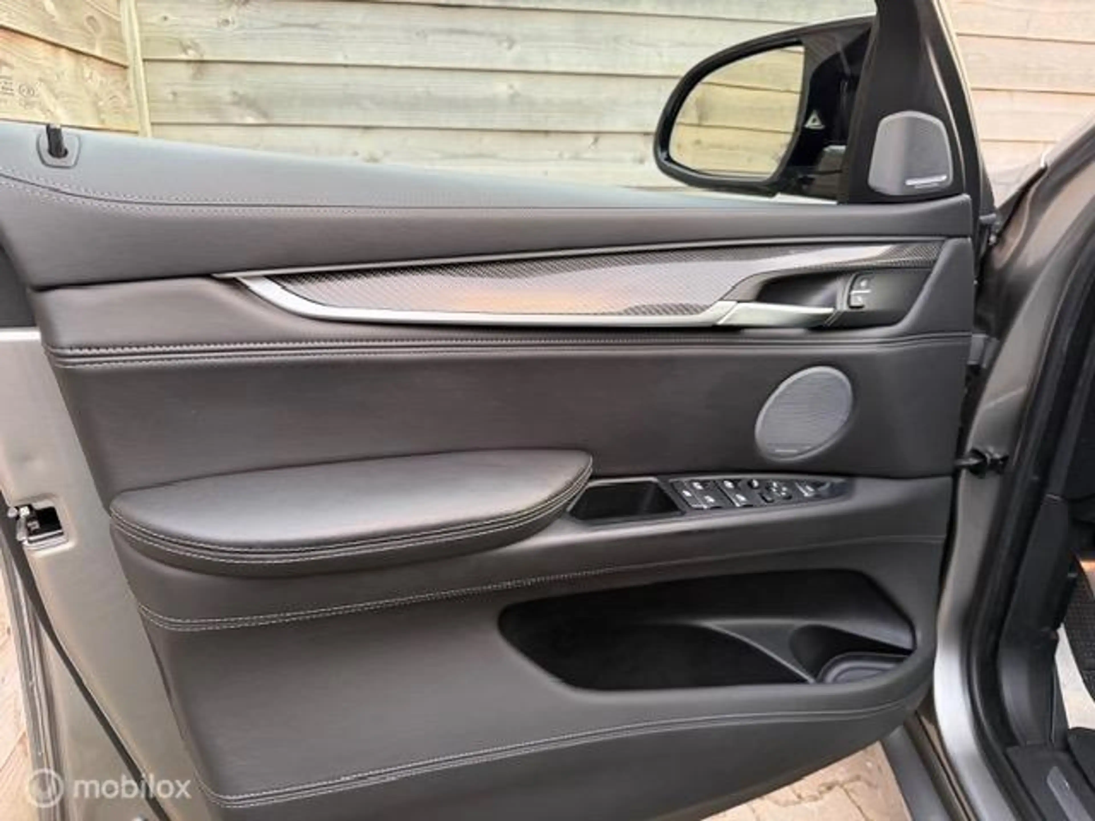 BMW X6 M 4.4 V8 575PK Pano-Head.up-Trekhaak-Memory-B&O — photo 46