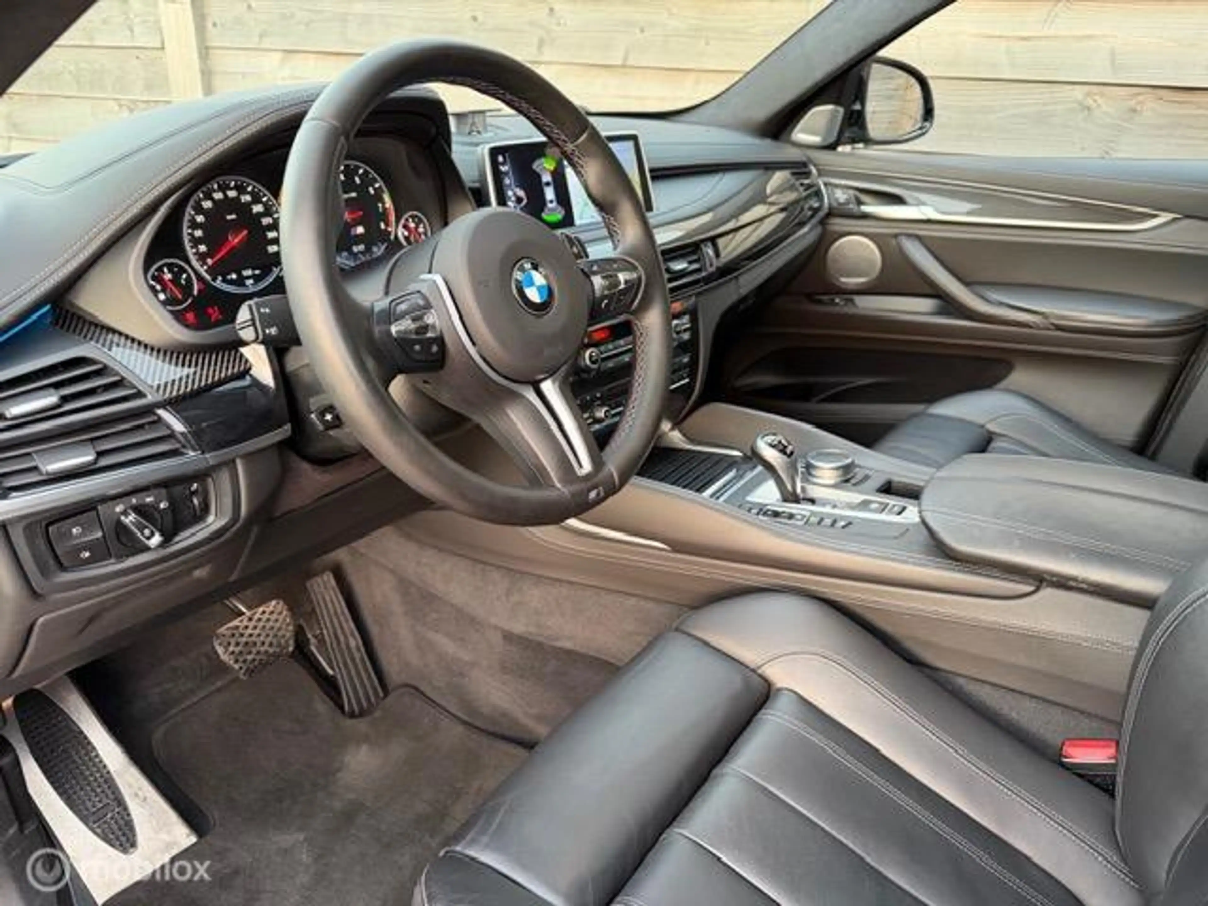 BMW X6 M 4.4 V8 575PK Pano-Head.up-Trekhaak-Memory-B&O — photo 3