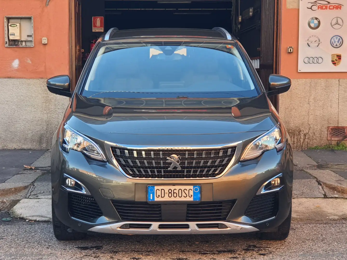 Peugeot 3008 BlueHDi 130 S&S EAT8 Allure Noir - 2