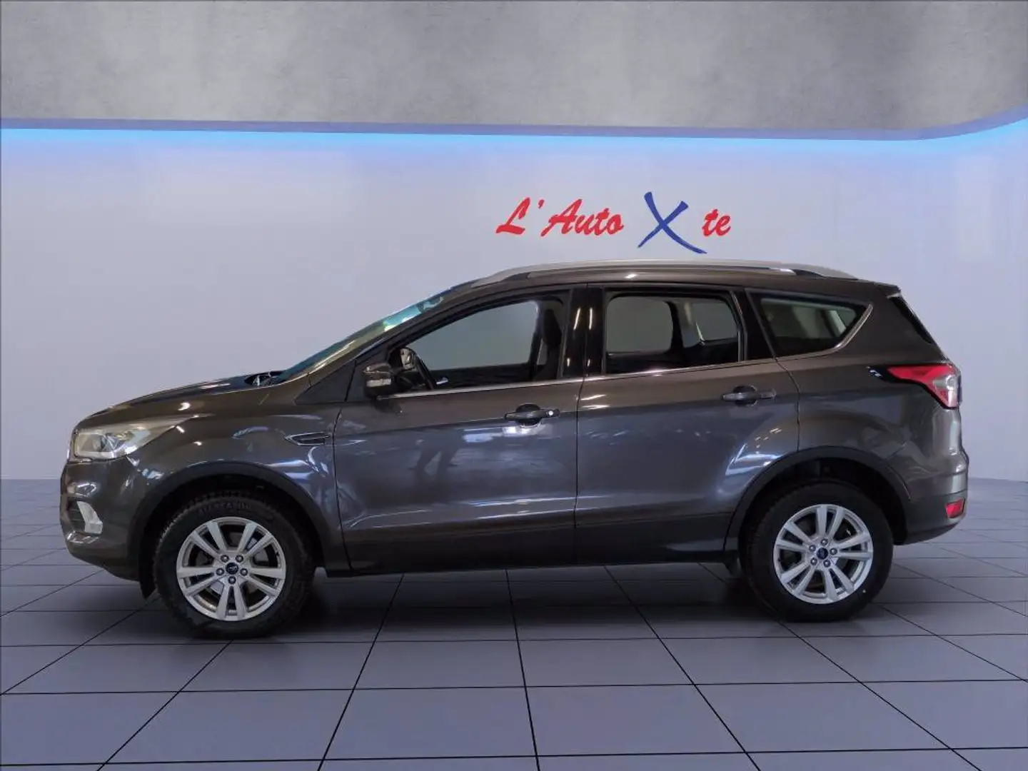 Ford Kuga 1.5 ecoboost Titanium 2wd 120cv Grau - 2