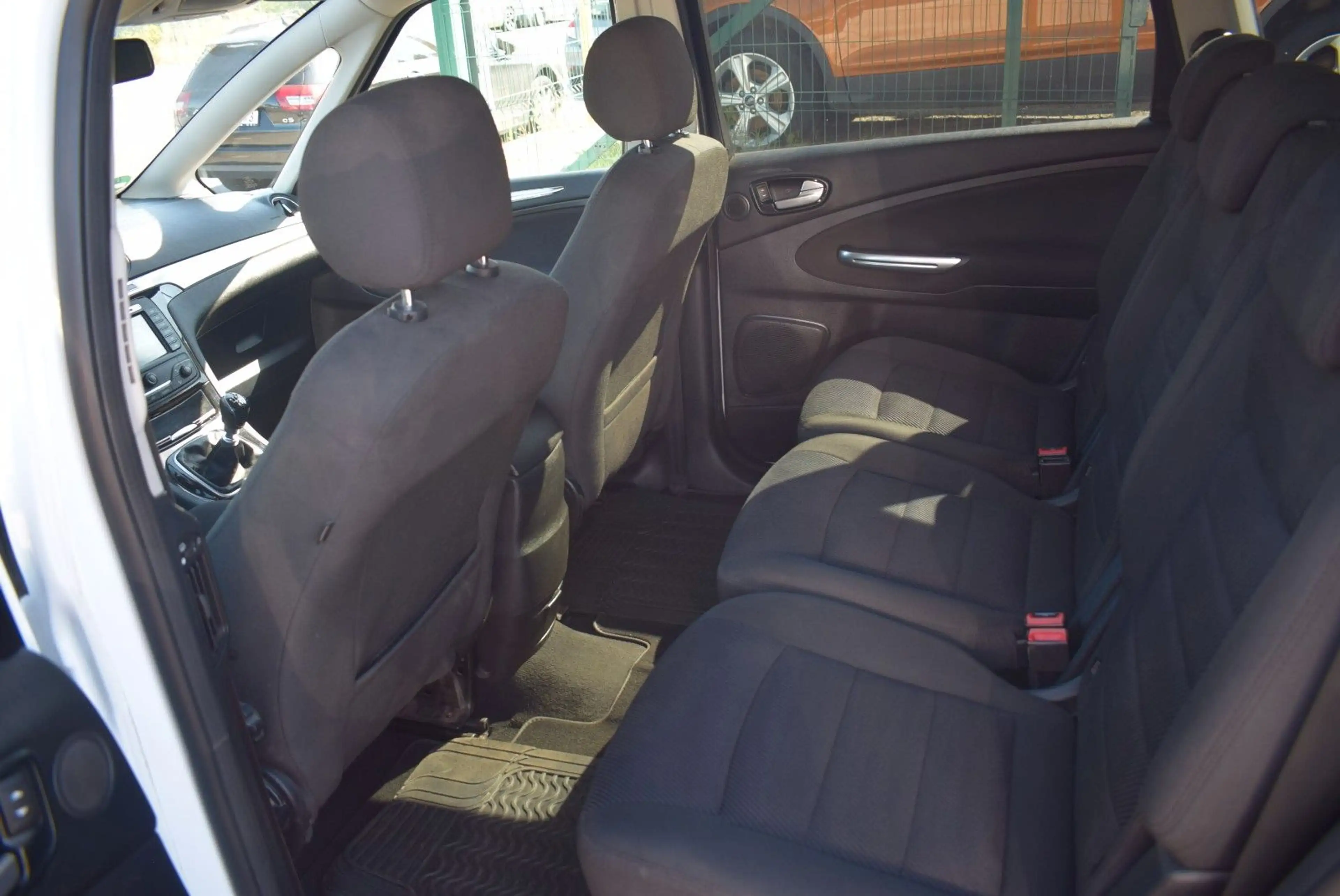 Ford S-Max S-MAX Titanium — photo 13