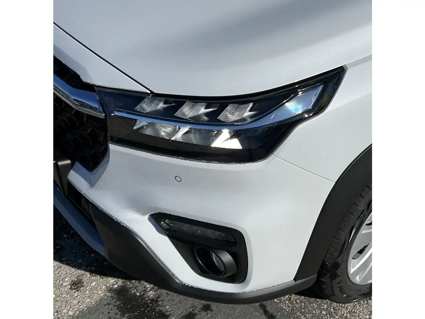 Suzuki S-Cross Allradantrieb shine Weiß - 2