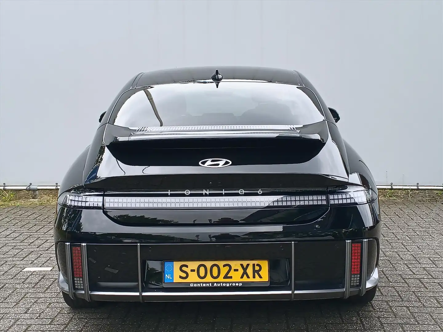Hyundai IONIQ 6 77,4 kWh 229pk RWD Lounge | Actie! Zwart - 2