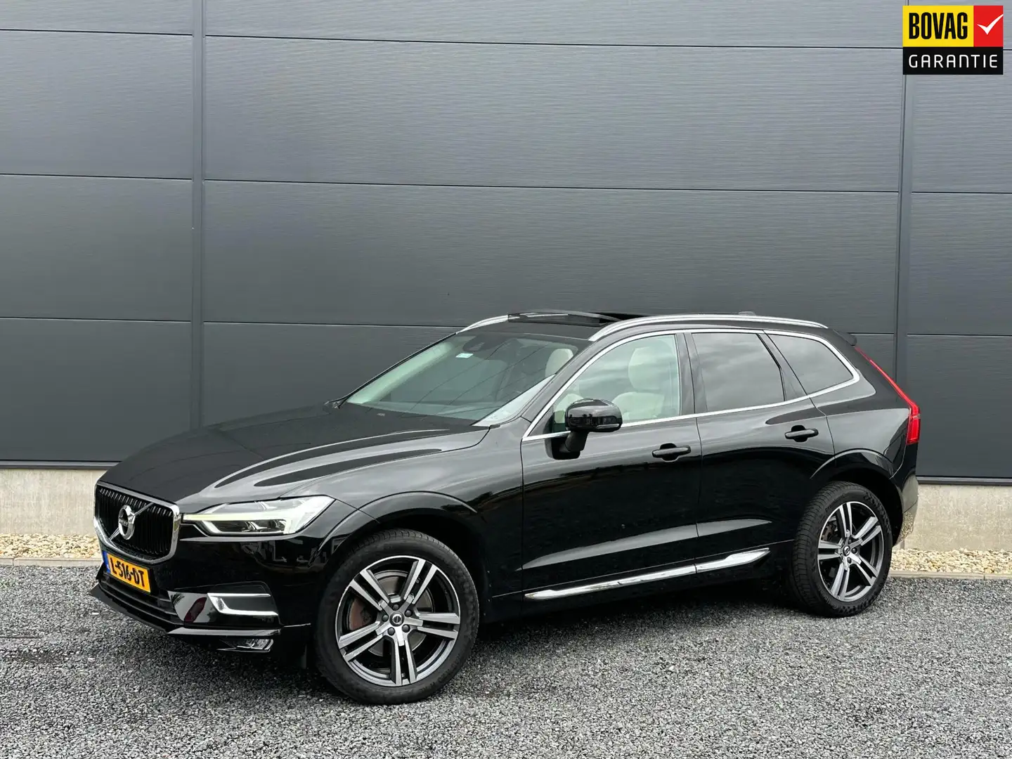 Volvo XC60 2.0 D5 AWD Inscription Panodak | Apple Carplay | E Zwart - 1