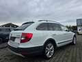 Skoda Superb Combi 2.0 TDI Outdoor 4x4 PANO STAND Blanc - thumbnail 3