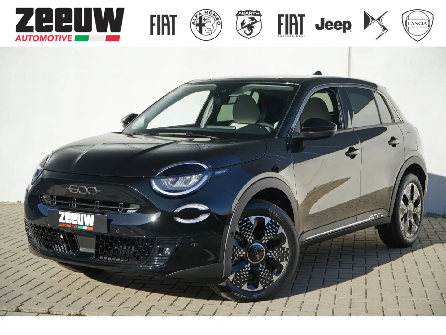 Fiat 600e La Prima 54 kWh | Navi | Camera | Carplay | 18" Zwart - 1