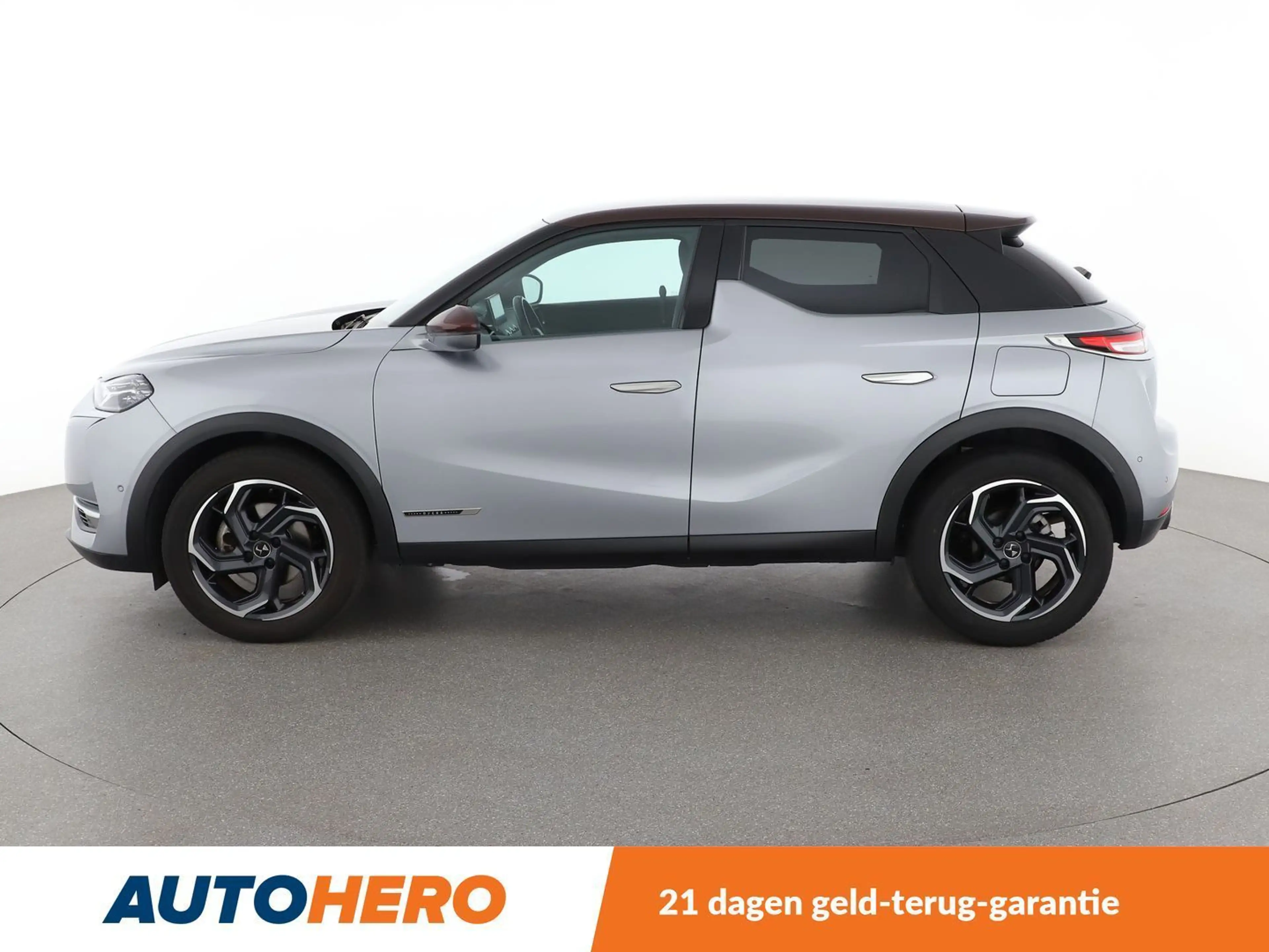 DS Automobiles DS 3 Crossback 1.2 PureTech Grand Chic — photo 3