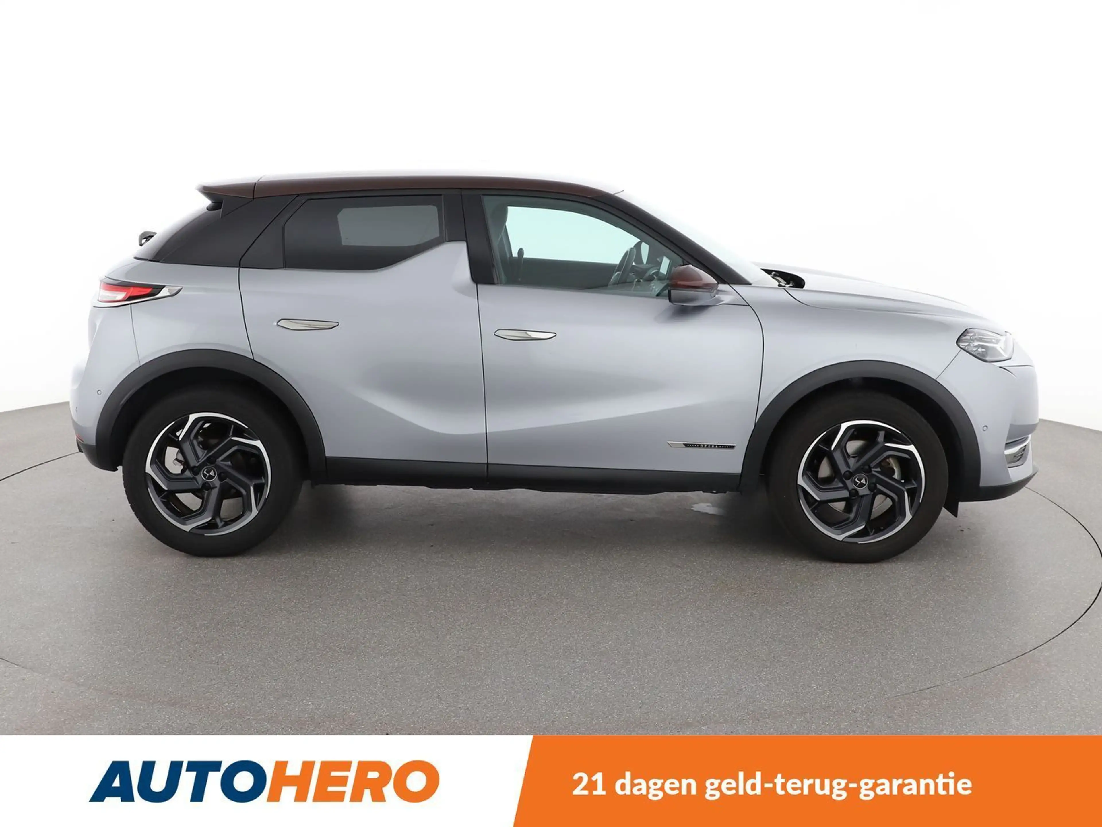 DS Automobiles DS 3 Crossback 1.2 PureTech Grand Chic — photo 7