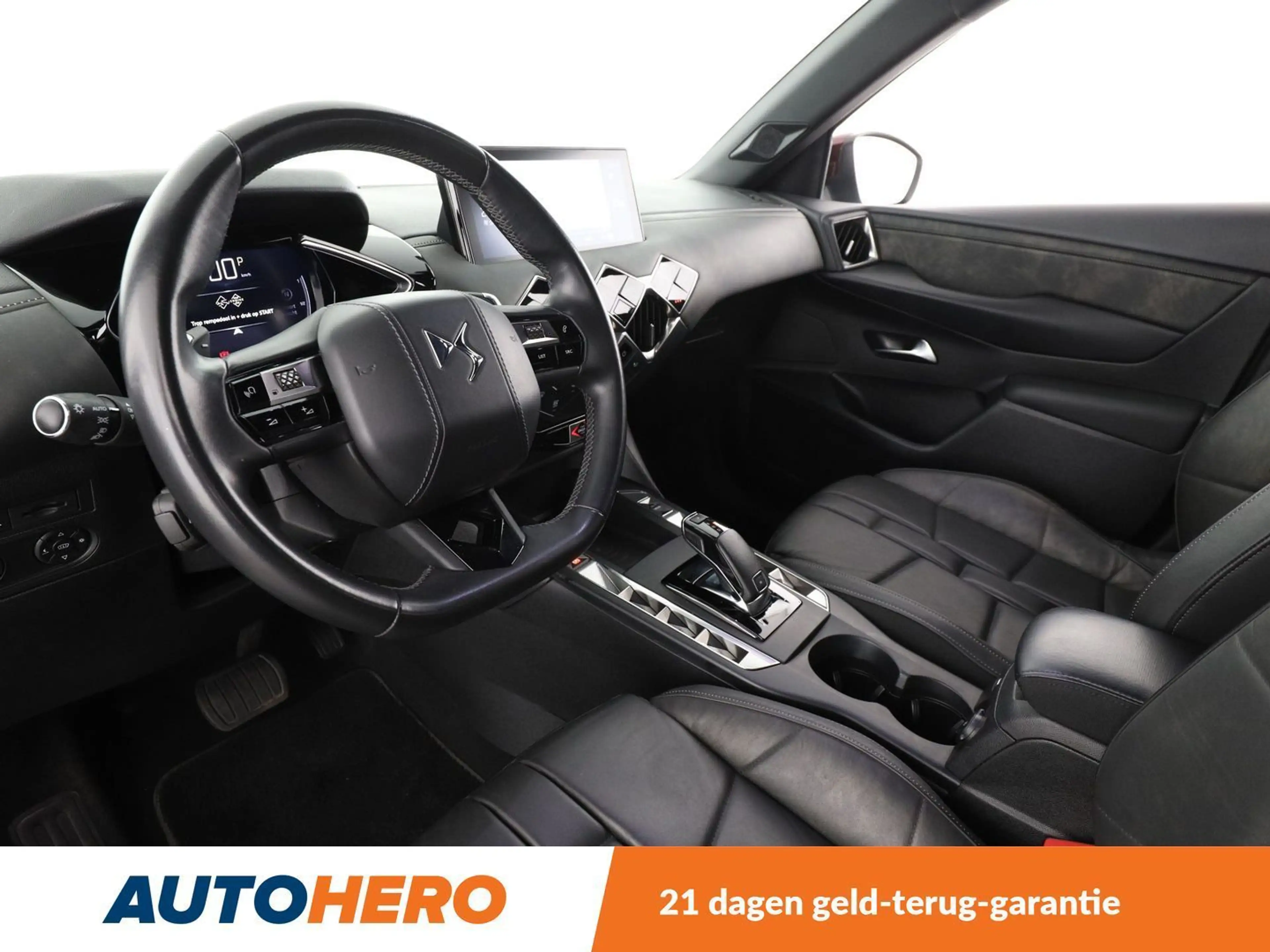 DS Automobiles DS 3 Crossback 1.2 PureTech Grand Chic — photo 11
