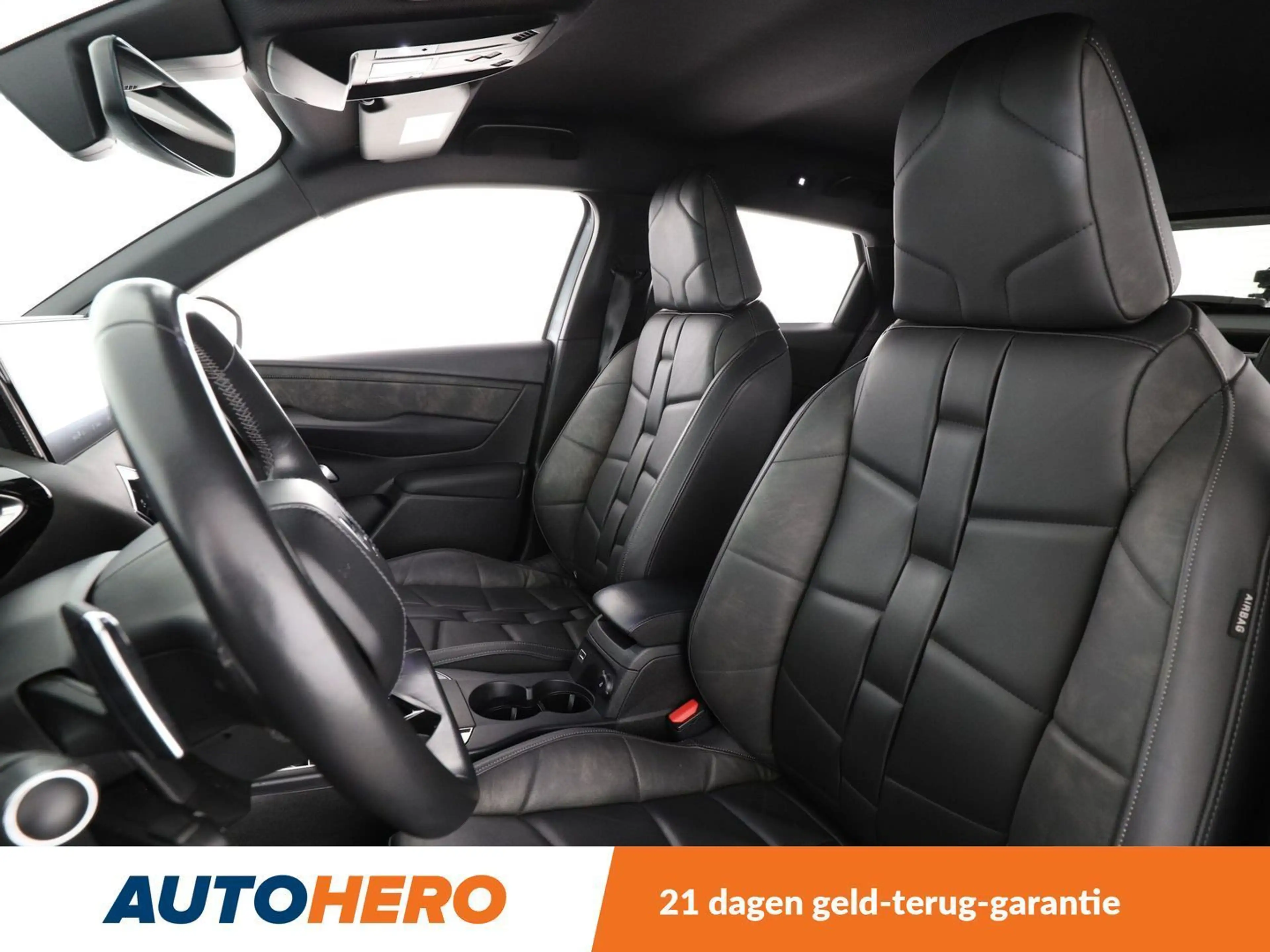DS Automobiles DS 3 Crossback 1.2 PureTech Grand Chic — photo 10