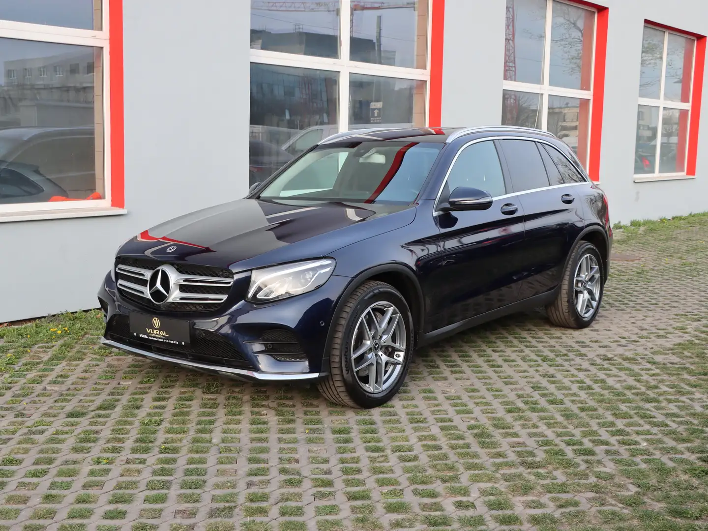 Mercedes-Benz GLC 220 d 4Matic | AMG-Line | LEDER | NAVI | LED | AHK | Blau - 2