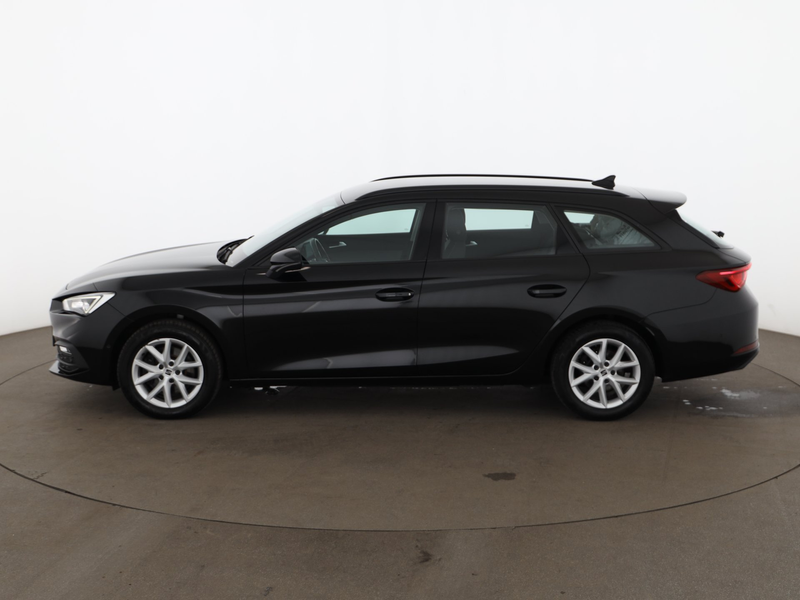 SEAT Leon Sportstourer 2.0 TDI Style Aut LED RADAR NAV — photo 6