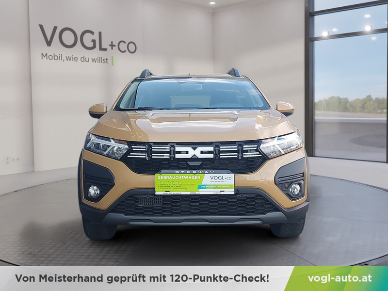 Dacia Sandero Stepway Expression TCe 90 — photo 6