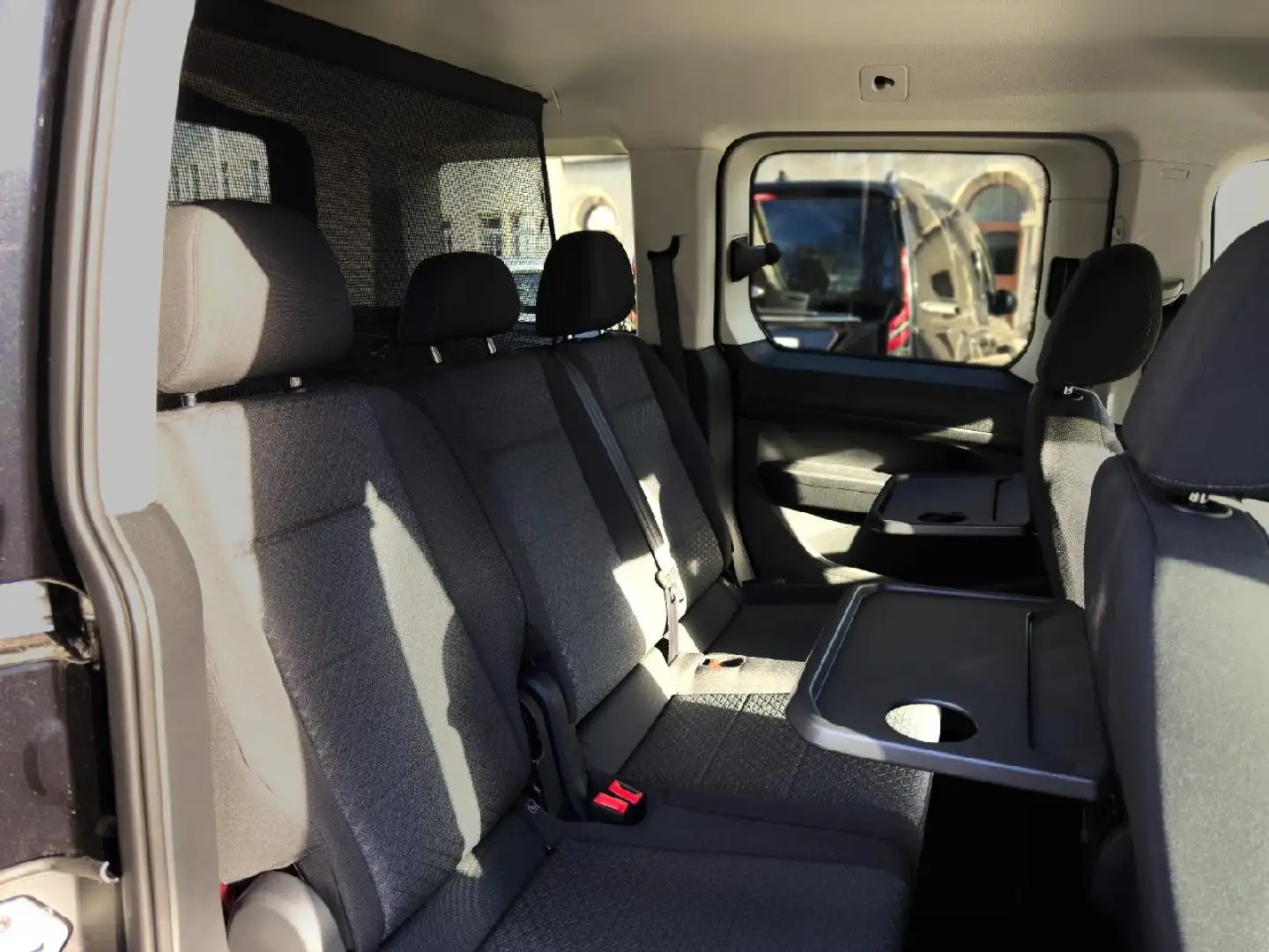 Ford Tourneo Connect Titanium Schwarz - 2