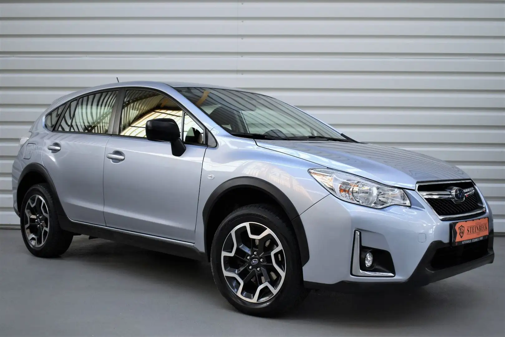 Subaru XV Trend+1.Hand+SHZ+AHK+Klimaautom. Argent - 1