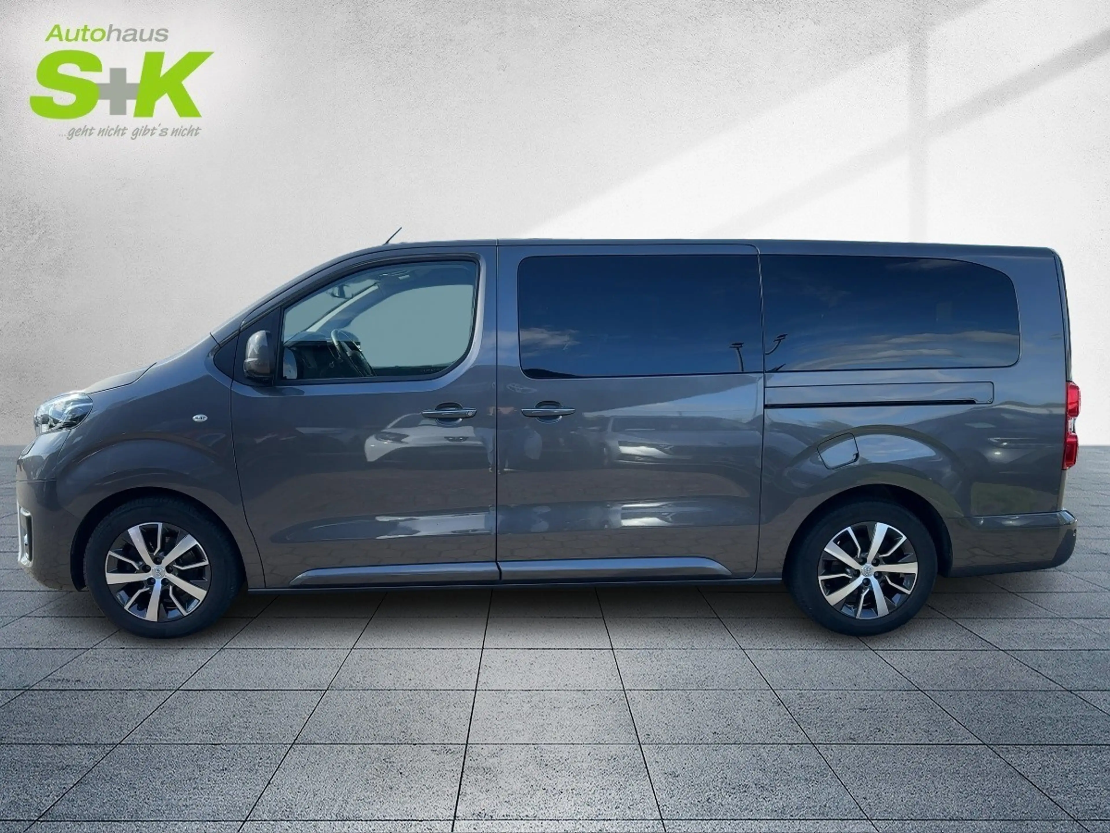 Toyota Proace Verso 2.0 D-4D L2 Executive +KAMERA+FSE+7-SITZER — photo 2
