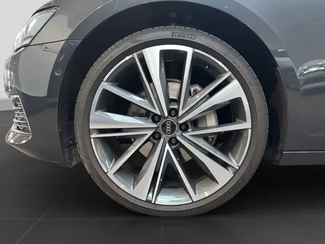 Audi A6 view 7
