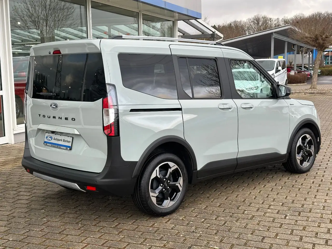 Ford Tourneo Courier Active Winter Paket 4