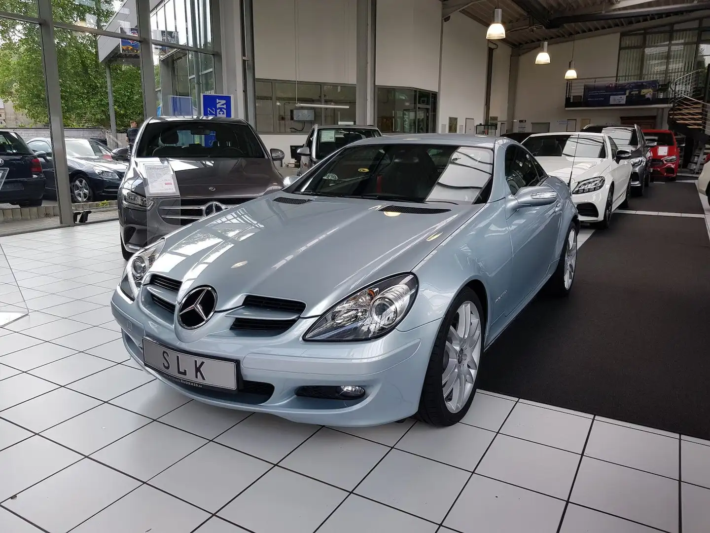 Mercedes-Benz SLK 200 ROADSTER SPORTEDITION AIRSCRAF SHZ LEDER Silber - 1
