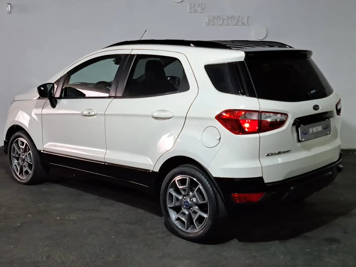 Ford EcoSport Wit - 2