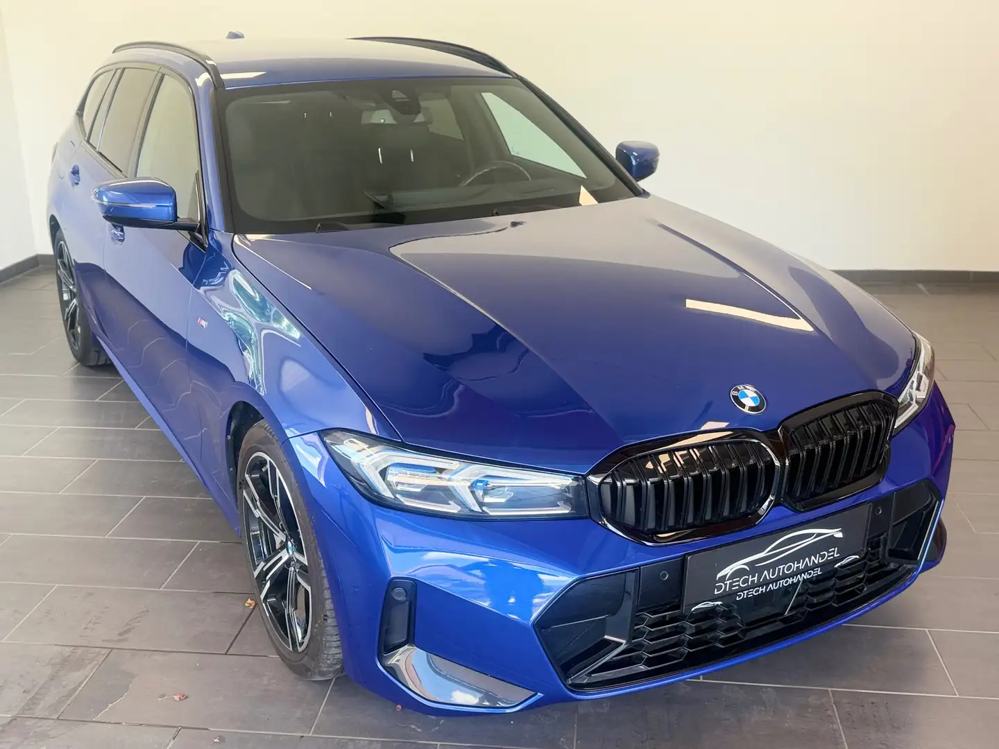 BMW 330 330 d xDrive MSport/HUD/KEYLESS/ACC Blau - 2