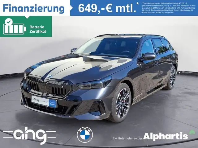 Bmw i5 xDrive40 Touring M Sportpaket Pro AHK Driving