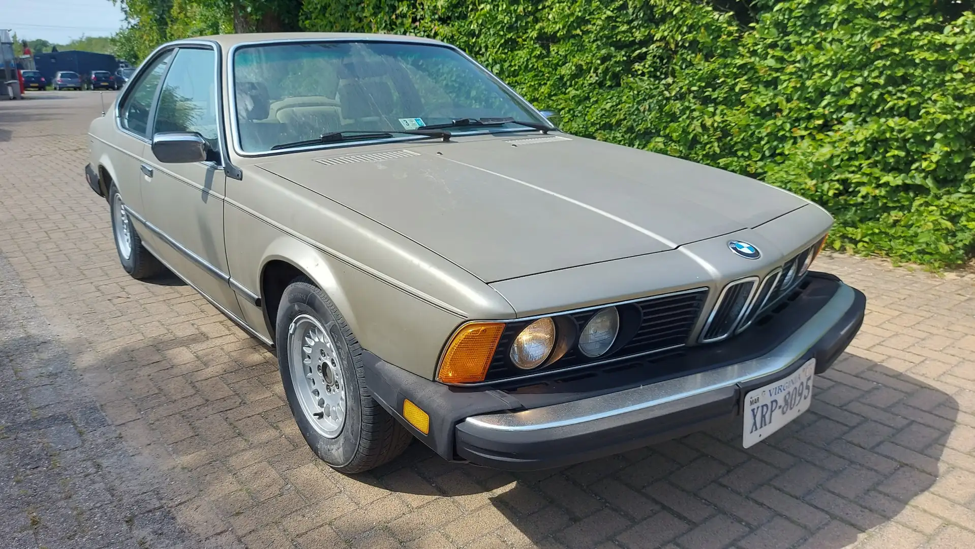 BMW 633 CSI Coupe Gold - 1
