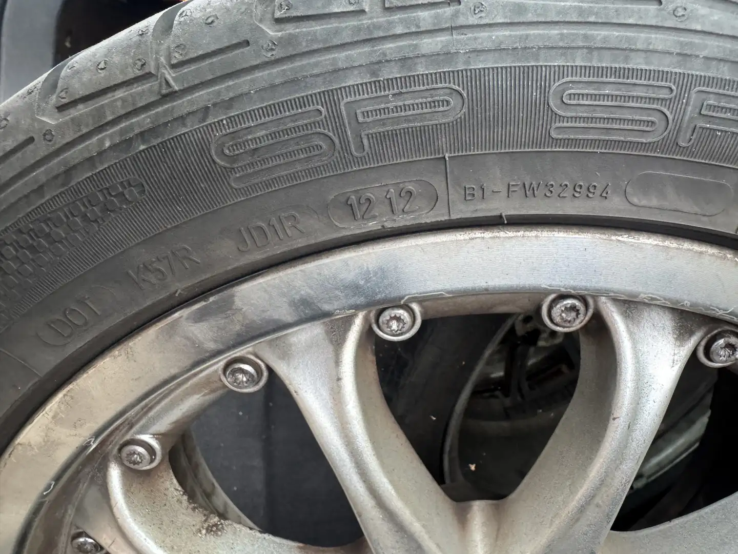 SEAT Leon 1.6 16V Magma - 2