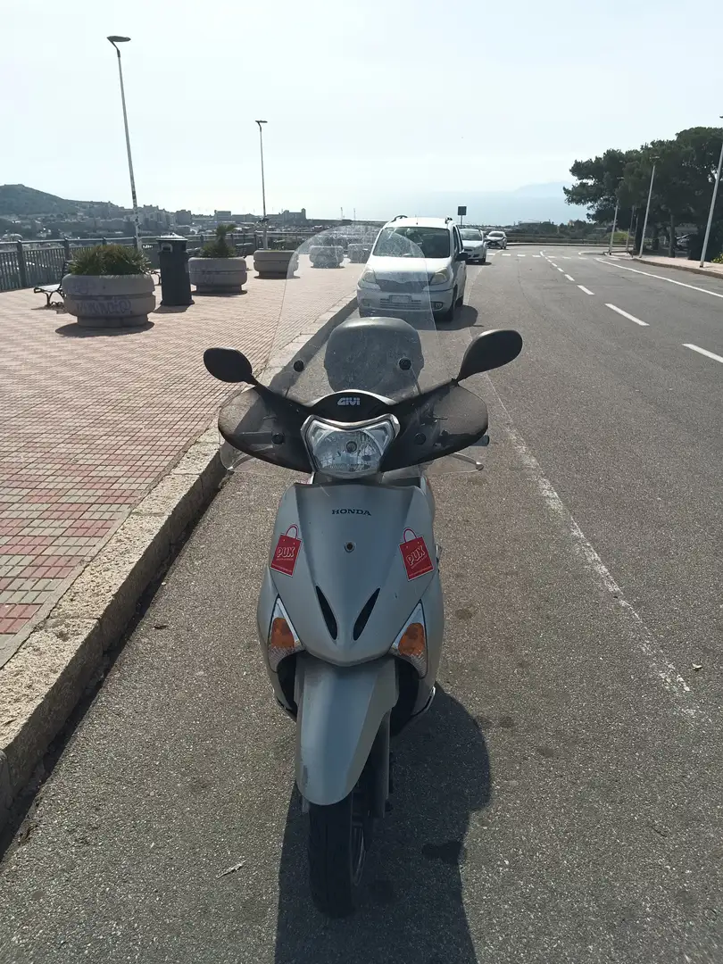 Honda Lead 110 full Optional Silver - 2