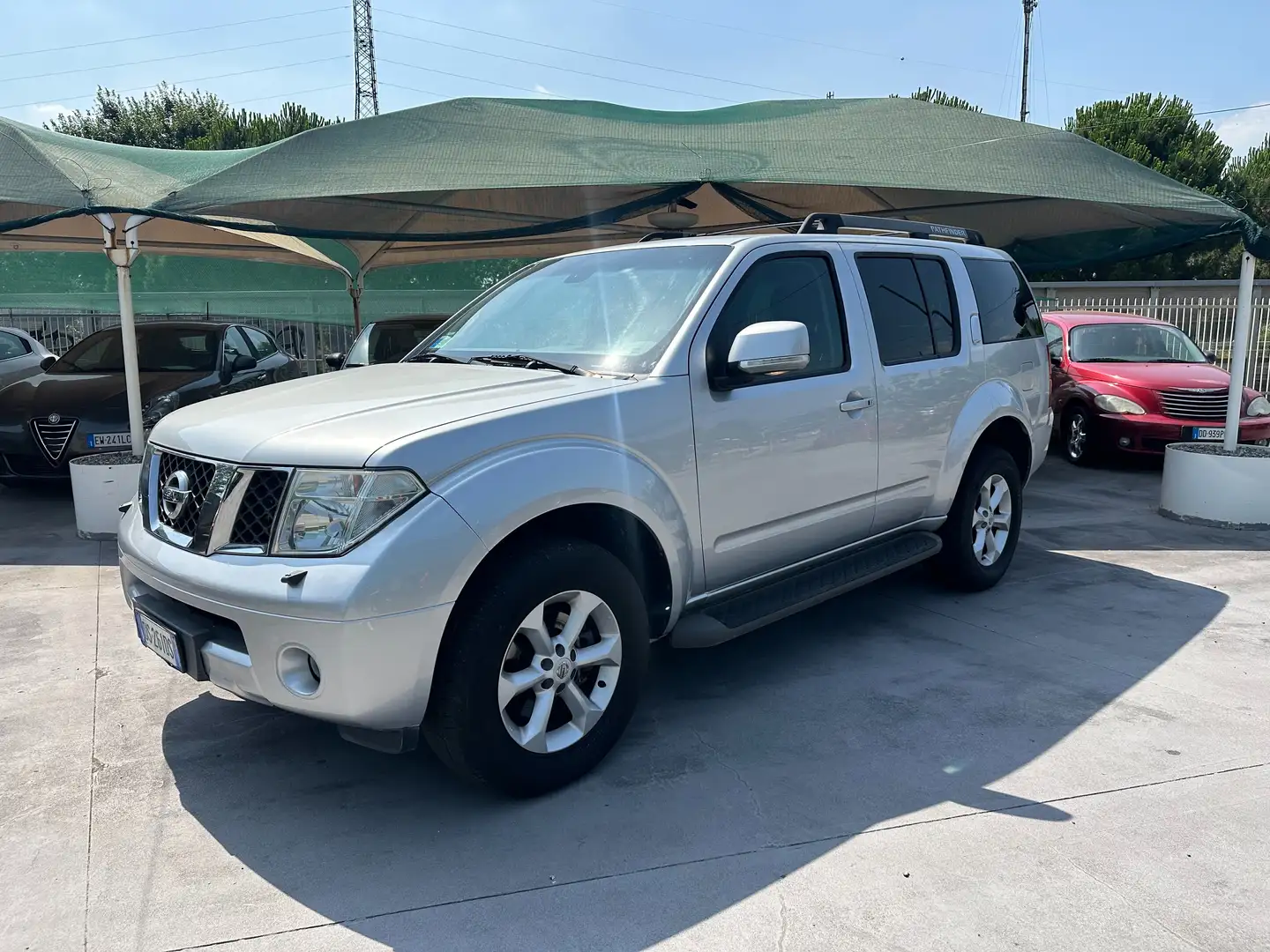 Nissan Pathfinder Pathfinder 2.5 dci Platinum auto euro 4 Argento - 1