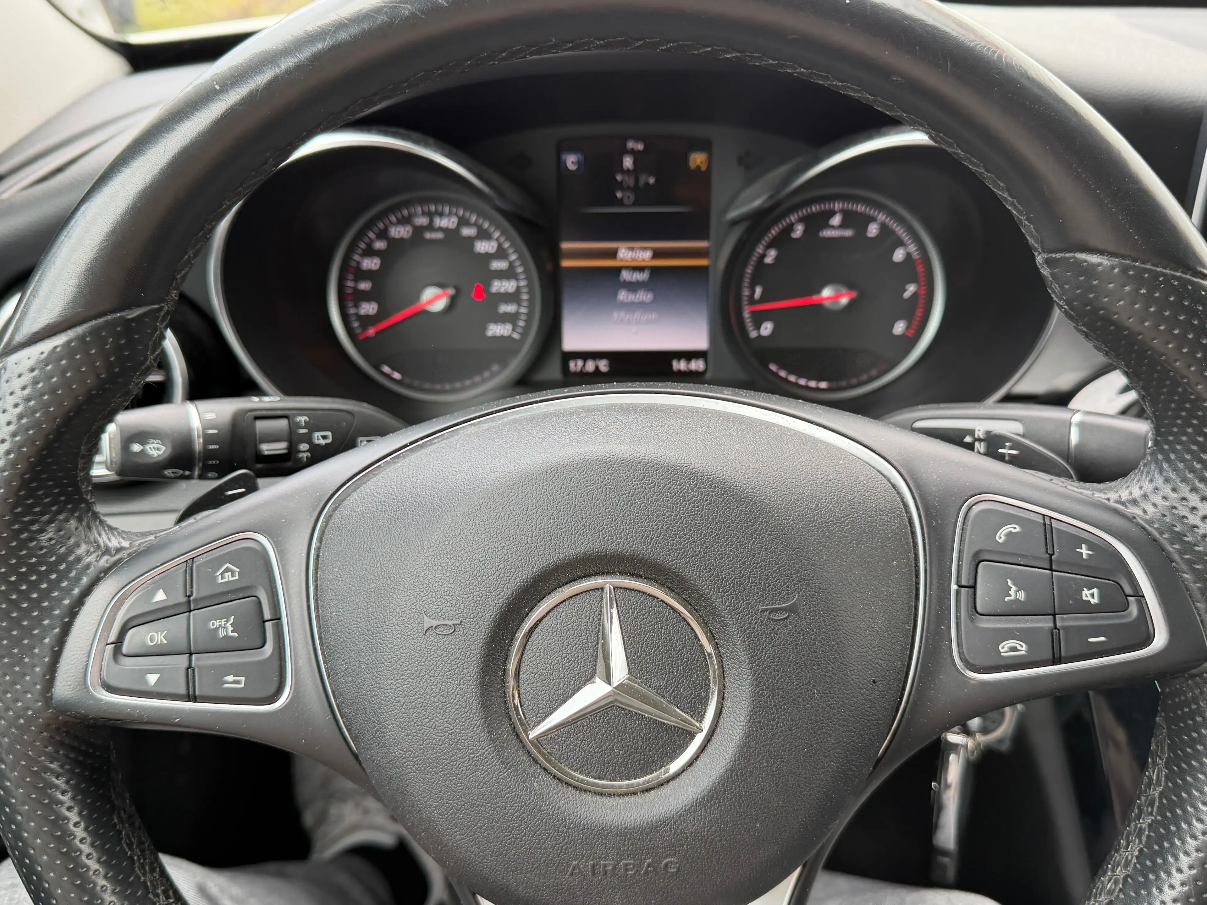 Mercedes-Benz C 250 C 250 CGI Avantgarde ~LED~Navi~Kamera~AHK~Autom — photo 11