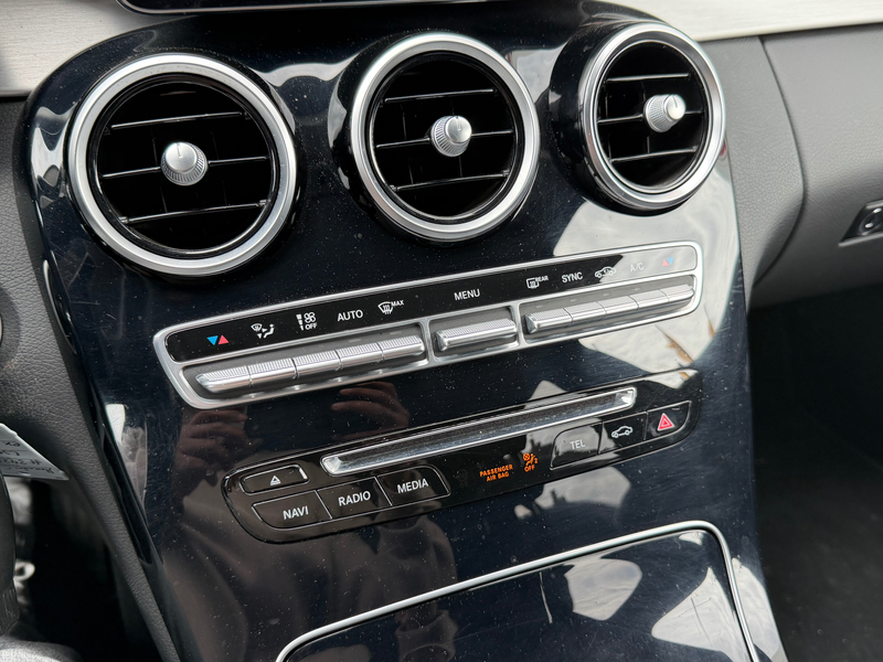 Mercedes-Benz C 250 C 250 CGI Avantgarde ~LED~Navi~Kamera~AHK~Autom — photo 12