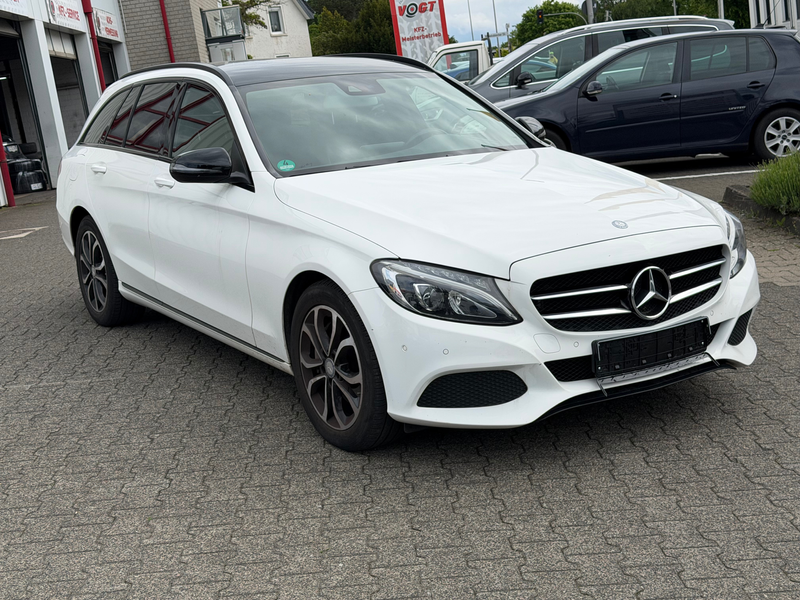 Mercedes-Benz C 250 C 250 CGI Avantgarde ~LED~Navi~Kamera~AHK~Autom — photo 2