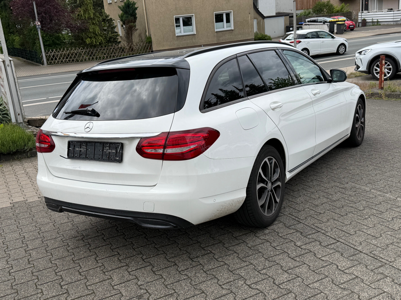 Mercedes-Benz C 250 C 250 CGI Avantgarde ~LED~Navi~Kamera~AHK~Autom — photo 4