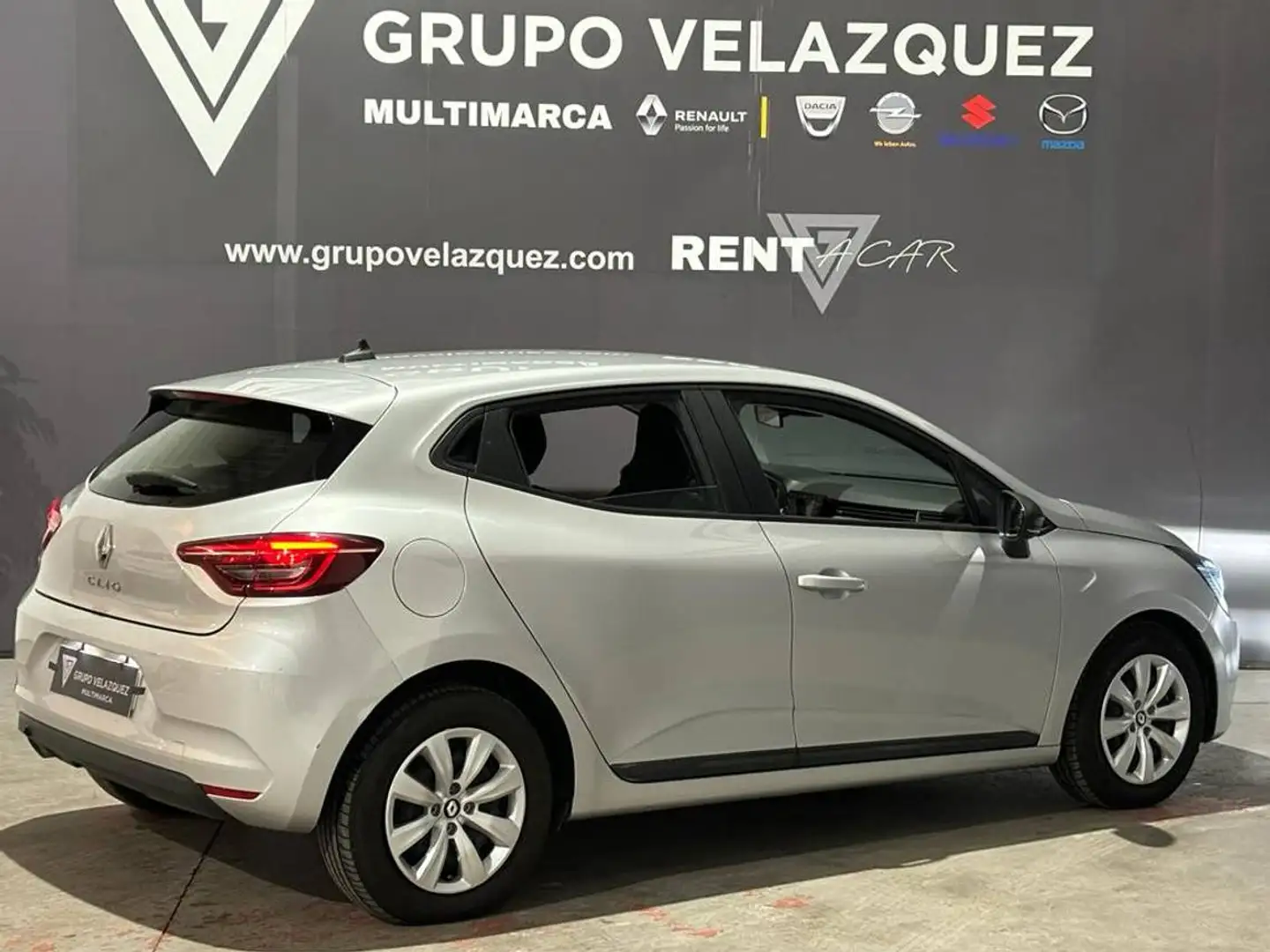 Renault Clio TCe Equilibre 67kW Gris - 1