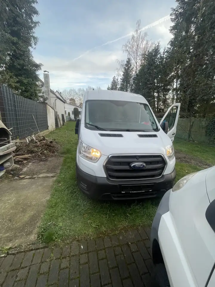 Ford Transit Bus