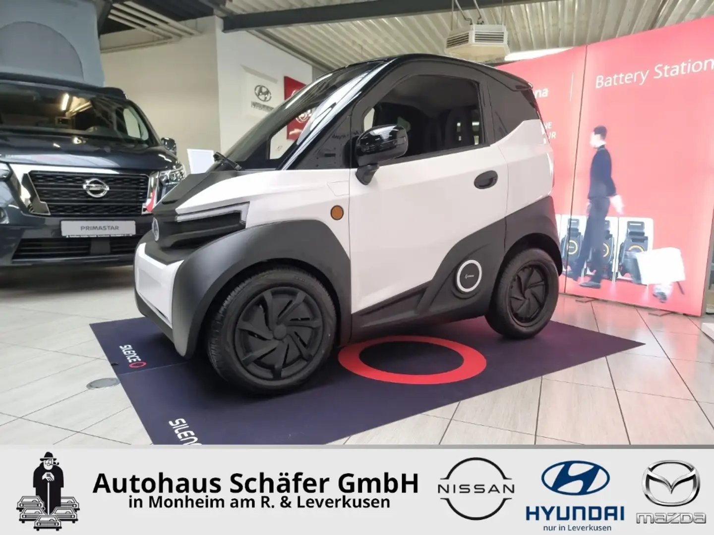 Silence S04 1 Batterie L7 5,6kWh 75km 70km/h LED Keyless BT MP Blanco - 1