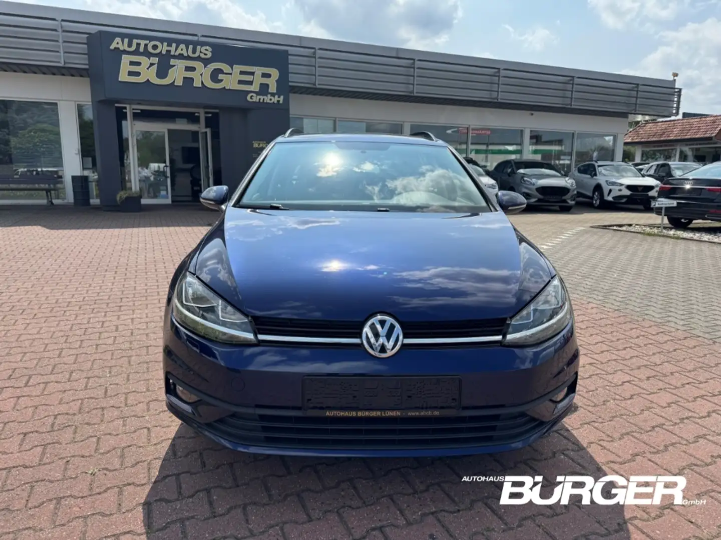 Volkswagen Golf VII Trendline 1.0 SitzHZG PDC v+h Klima Berganfahr Blau - 2