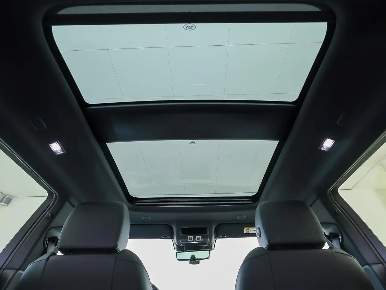 Land Rover Range Rover Evoque 2026 — фото 13