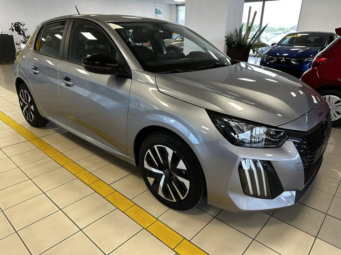 Peugeot 208 1.2 puretech Style s&s 100cv Grigio - 2