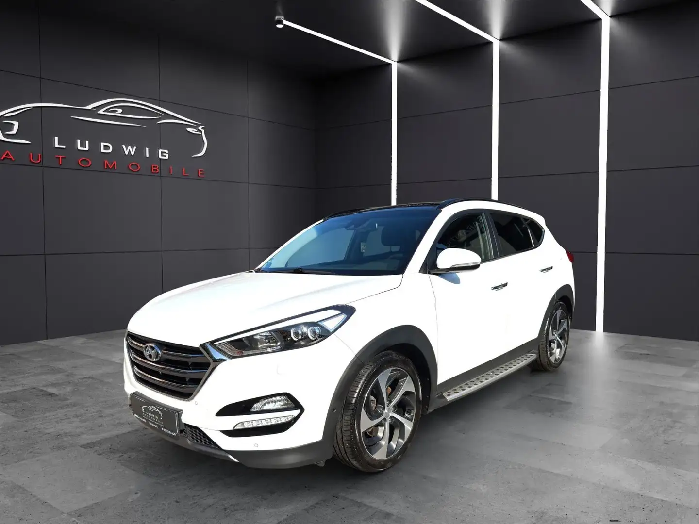 Hyundai TUCSON 25 Jahre 4WD / VOLL AUSSTATTUNG / TOP ! Bianco - 1