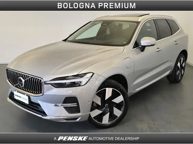 Volvo XC60 main image