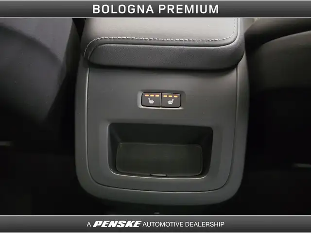Volvo XC60 view 15