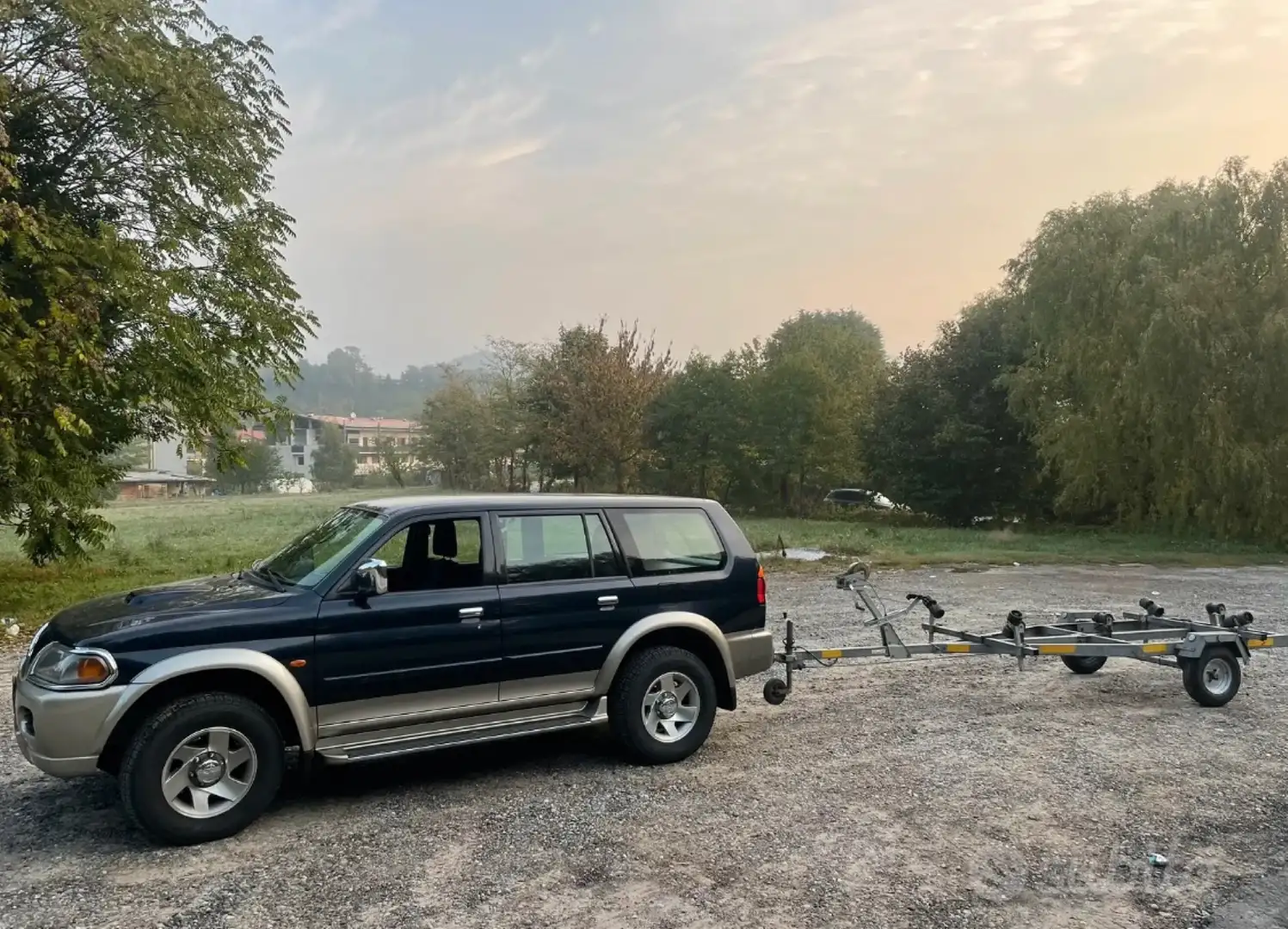 Mitsubishi Pajero Sport Wagon 2.5 tdi GLS 115cv Azul - 2