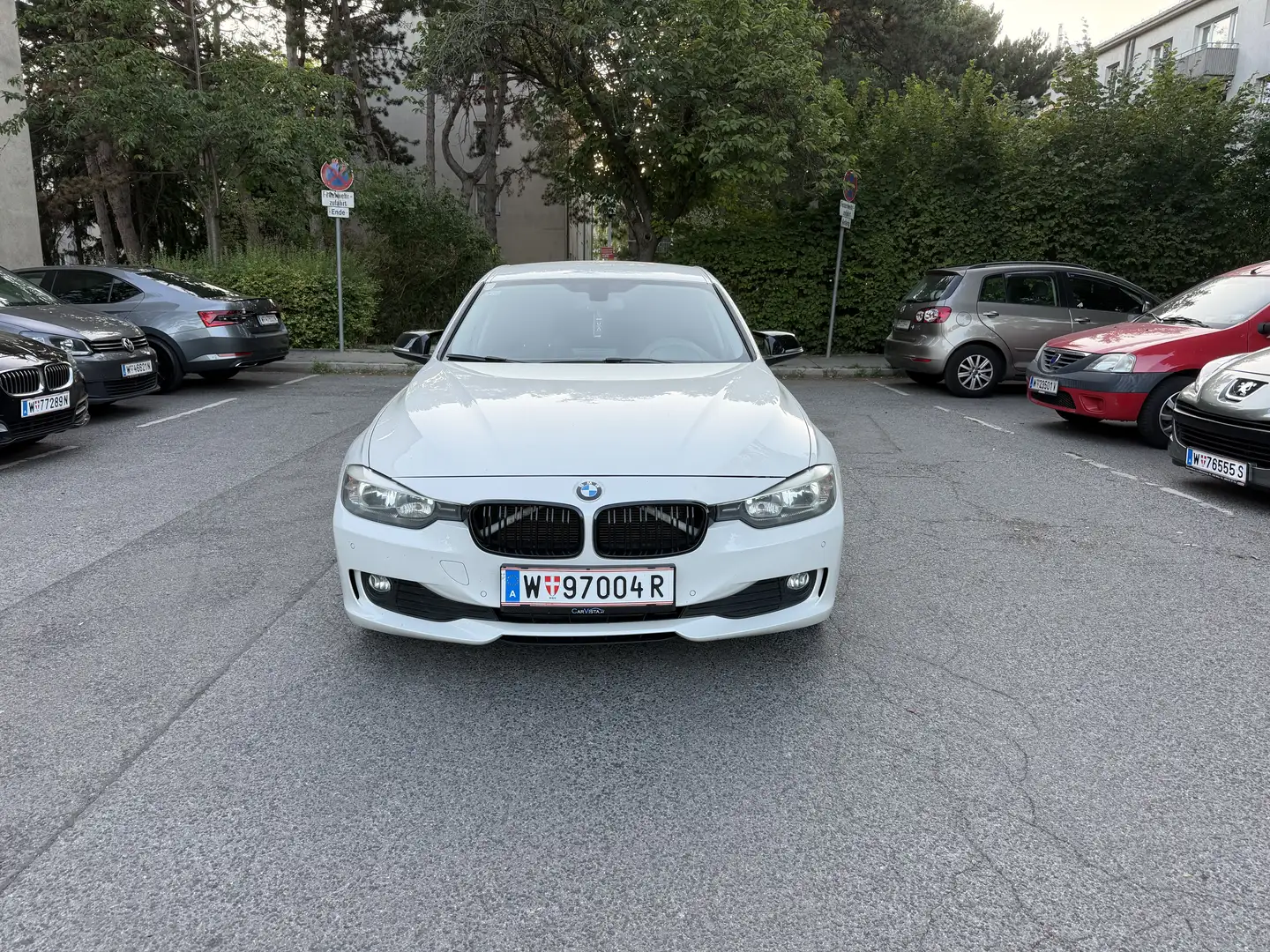 BMW 318 318d Touring Österreich-Paket Aut. - 2
