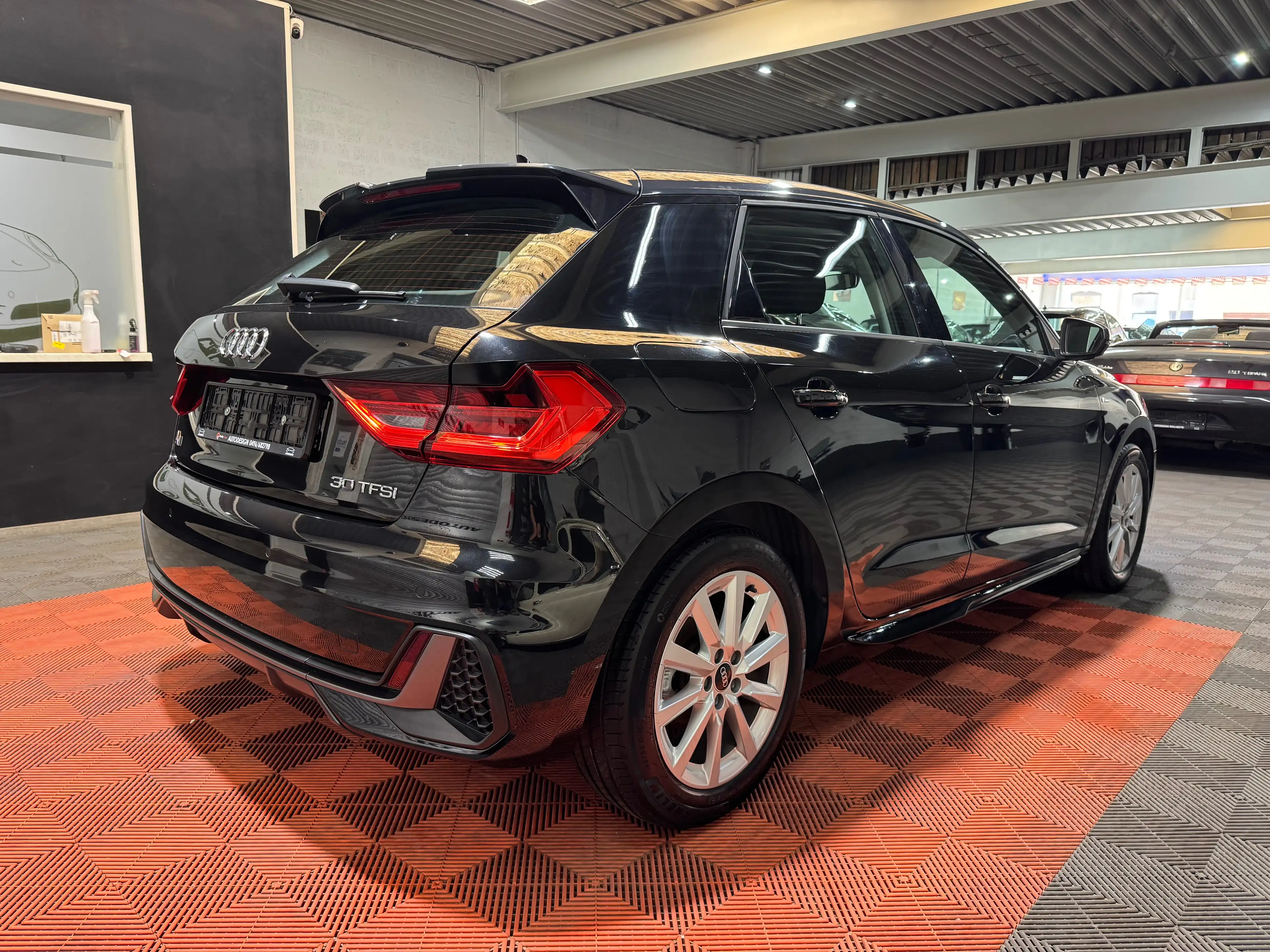Audi A1 A1 Sportback 30 TFSI Attraction S tronic (EU6AP) S-LINE — photo 4