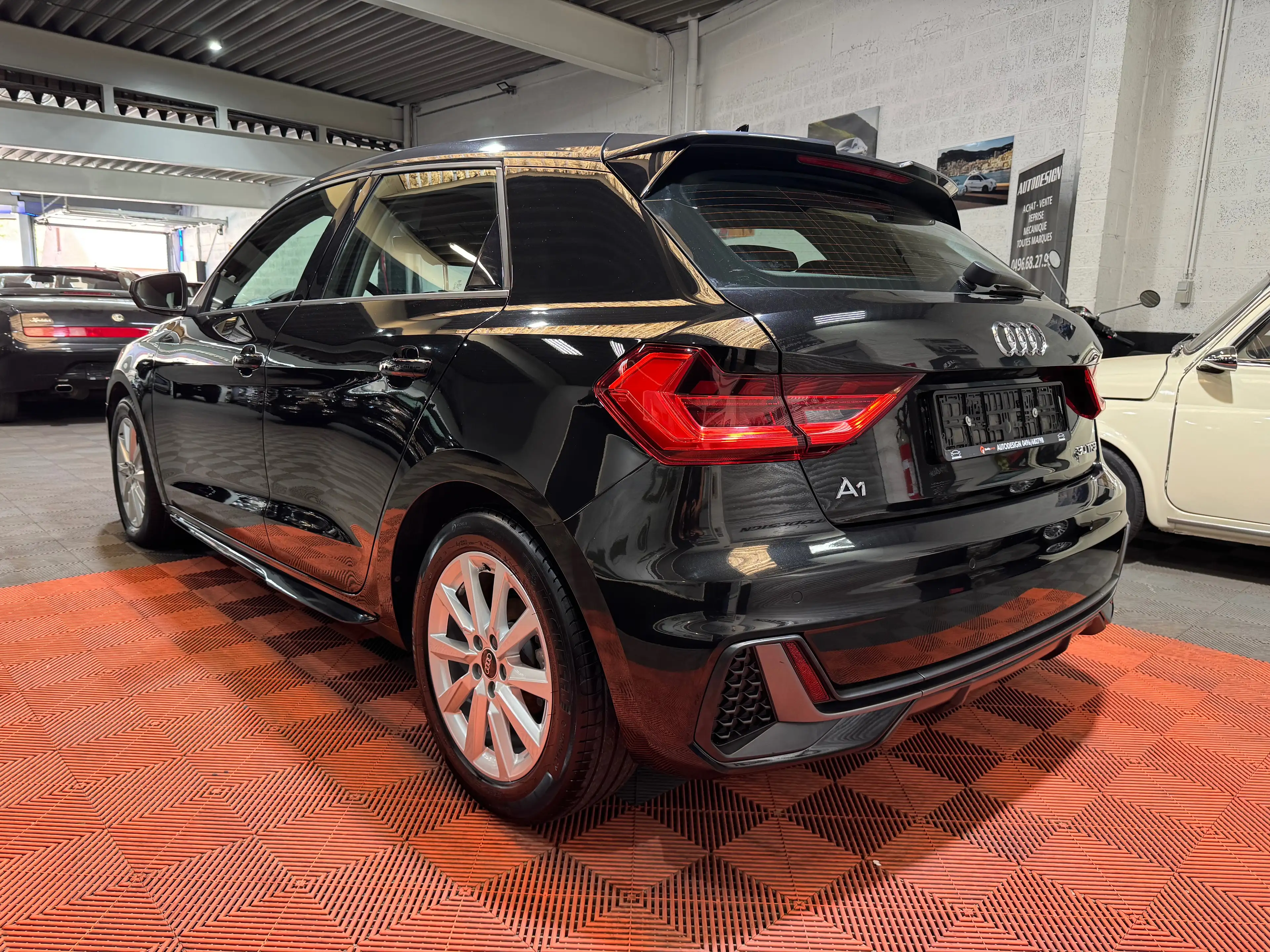 Audi A1 A1 Sportback 30 TFSI Attraction S tronic (EU6AP) S-LINE — photo 3