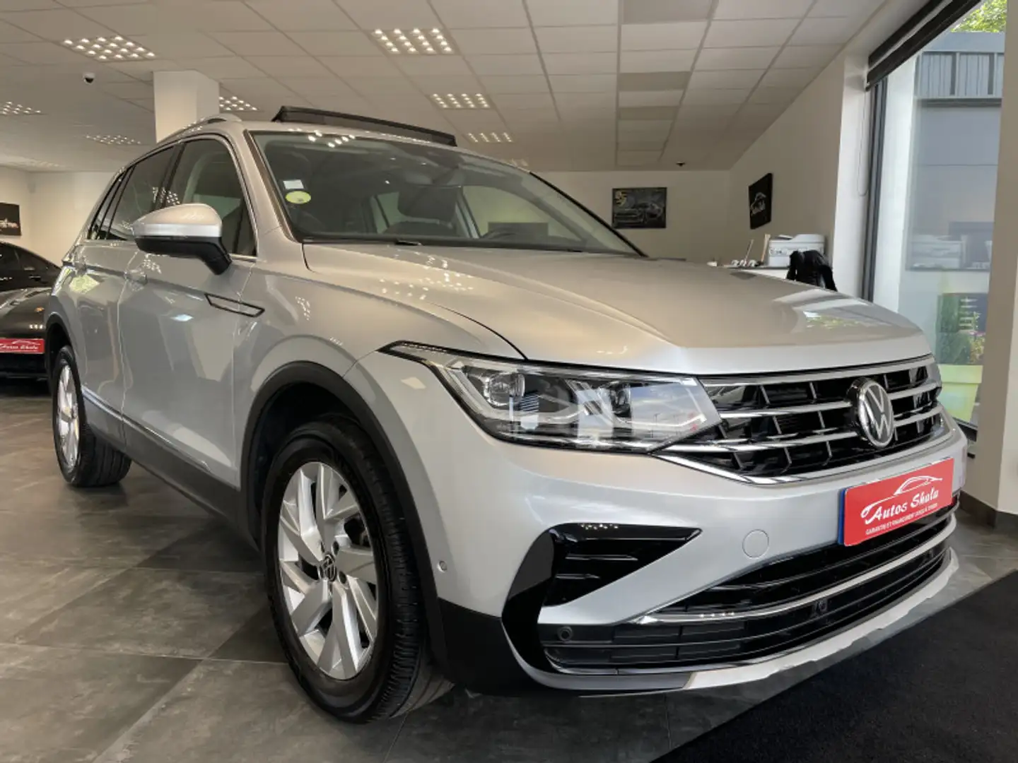 Volkswagen Tiguan 2.0 TDI 200CH ELEGANCE 4MOTION DSG7 - 2