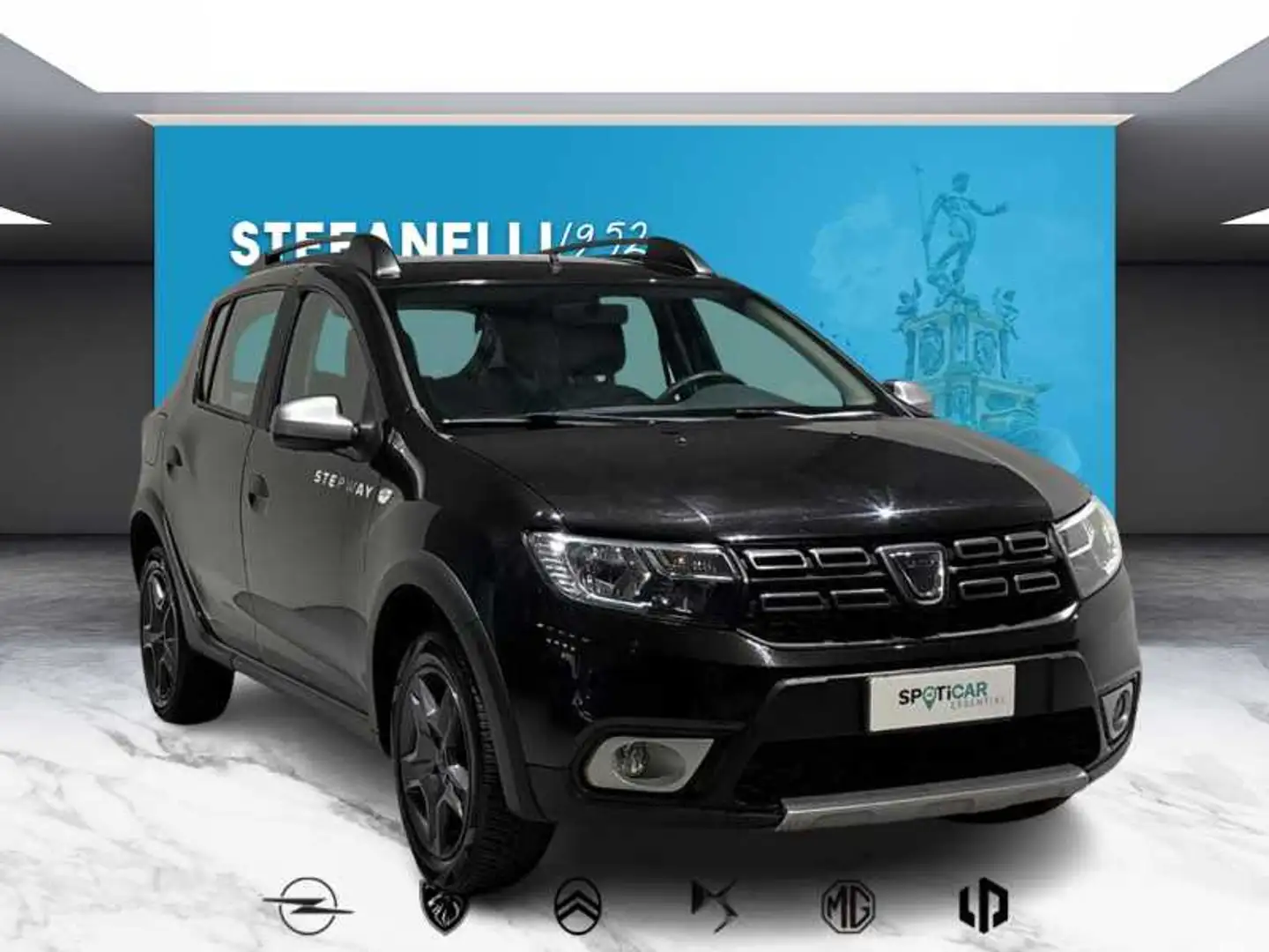 Dacia Sandero II 2017 Stepway - Sandero Stepway 1.5 dci s&s 90cv Grigio - 1