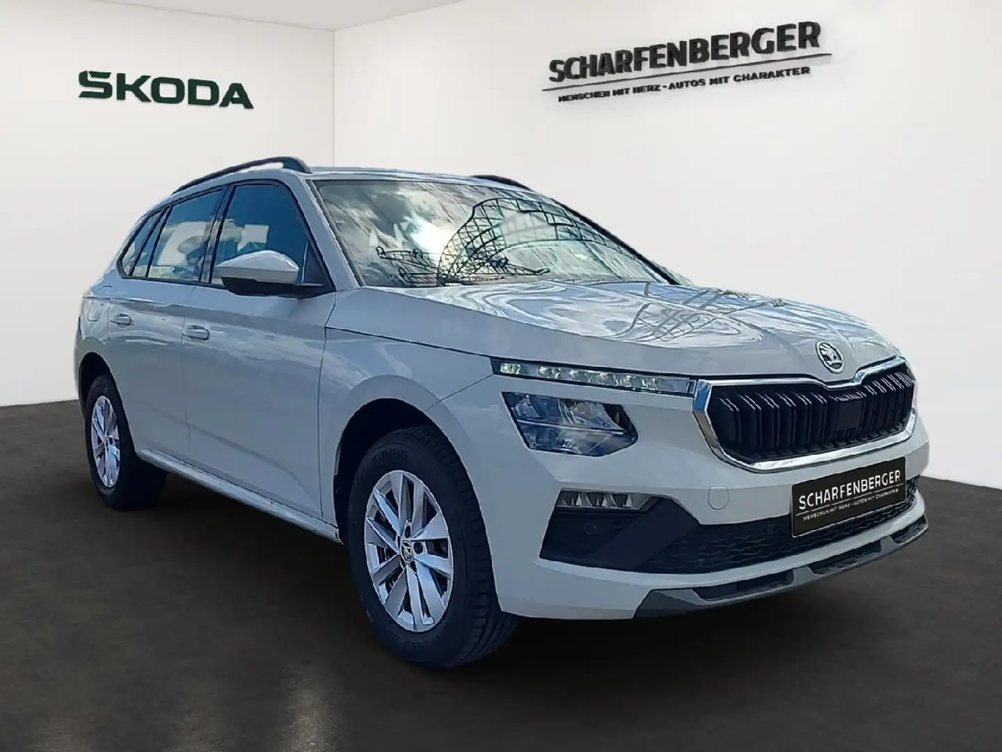 Skoda Kamiq Selection DSG *RFK, PDC, Ladeboden* Weiß - 2